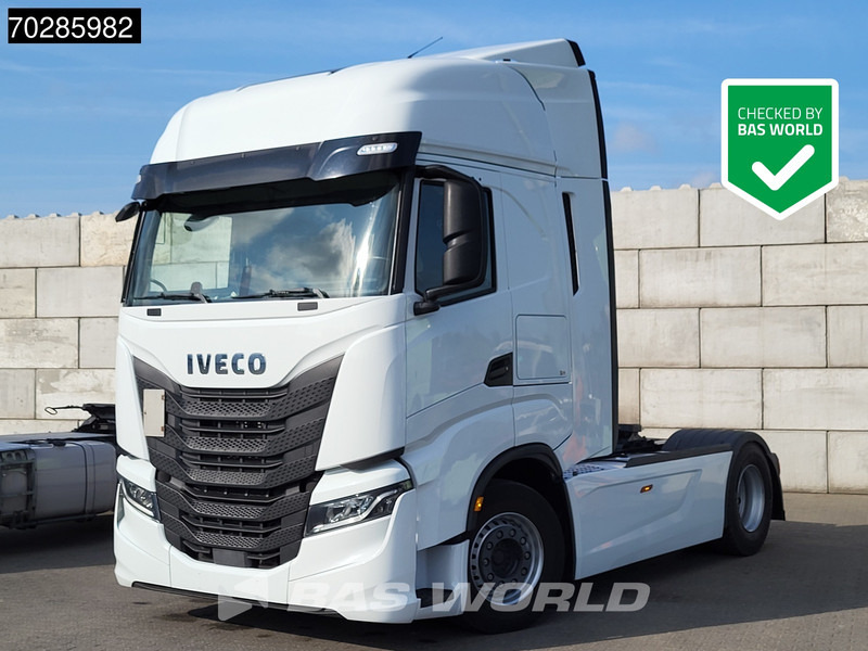 Iveco S-Way 490 4X2 Retarder Standklima 2xTanks Navi ACC LED Euro 6 - وحدة جر: صورة 1 Iveco S-Way 490 4X2 Retarder Standklima 2xTanks Navi ACC LED Euro 6 - وحدة جر: صورة 1