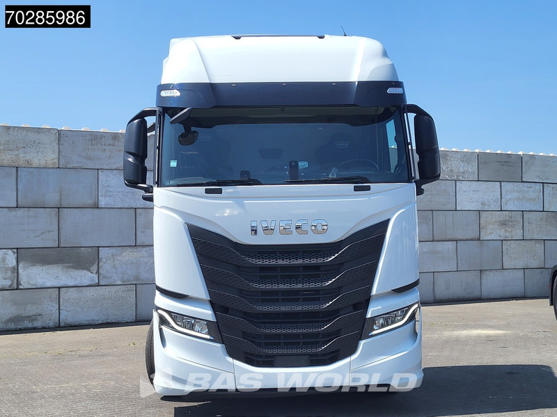 Iveco S-Way 490 4X2 Retarder Standklima 2xTanks Navi ACC LED Euro 6 - وحدة جر: صورة 5 Iveco S-Way 490 4X2 Retarder Standklima 2xTanks Navi ACC LED Euro 6 - وحدة جر: صورة 5