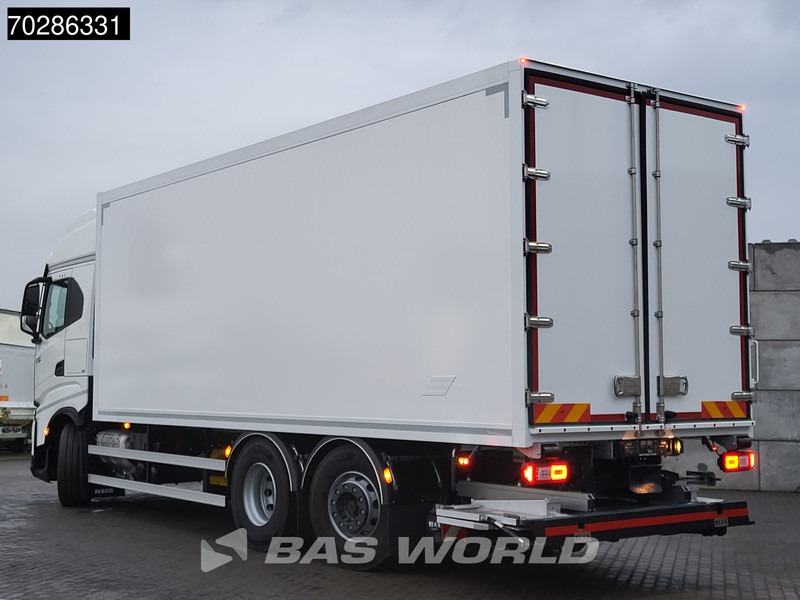 Iveco S-Way 490 6X2 2000kg Ladebordwand Lift/Steering Axle Automatic Navi ACC Euro 6 - شاحنة مقفلة: صورة 2 Iveco S-Way 490 6X2 2000kg Ladebordwand Lift/Steering Axle Automatic Navi ACC Euro 6 - شاحنة مقفلة: صورة 2