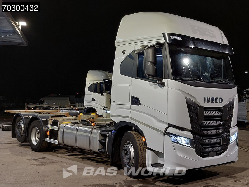 Iveco S-Way 510 6X2 BDF Full Air Automatic Retarder Lift-Axle ACC Euro 6 - شاحنات الحاويات / جسم علوي قابل للتغيير شاحنة: صورة 3 Iveco S-Way 510 6X2 BDF Full Air Automatic Retarder Lift-Axle ACC Euro 6 - شاحنات الحاويات / جسم علوي قابل للتغيير شاحنة: صورة 3