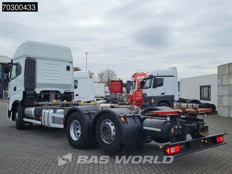 Iveco S-Way 510 6X2 Retarder Full Air Lift Axle BDF Euro 6 - شاحنات الحاويات / جسم علوي قابل للتغيير شاحنة: صورة 2 Iveco S-Way 510 6X2 Retarder Full Air Lift Axle BDF Euro 6 - شاحنات الحاويات / جسم علوي قابل للتغيير شاحنة: صورة 2