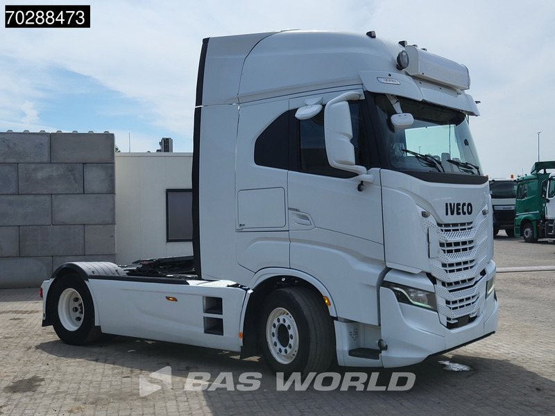 Iveco S-Way 510 S-Way 4X2 Full-Air 2xTanks Retarder Standklima Navi ACC LED Euro 6 - وحدة جر: صورة 3 Iveco S-Way 510 S-Way 4X2 Full-Air 2xTanks Retarder Standklima Navi ACC LED Euro 6 - وحدة جر: صورة 3
