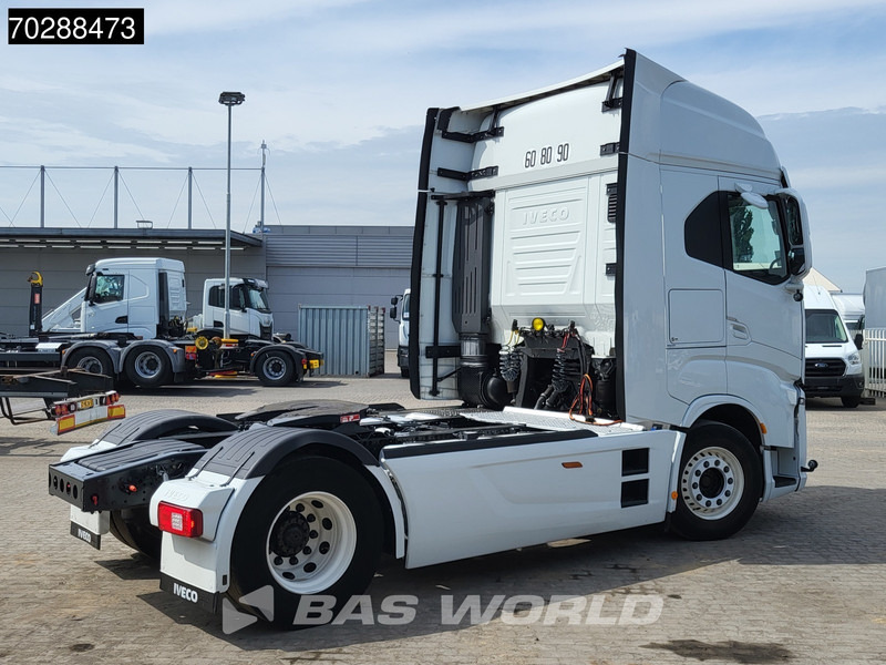 Iveco S-Way 510 S-Way 4X2 Full-Air 2xTanks Retarder Standklima Navi ACC LED Euro 6 - وحدة جر: صورة 5 Iveco S-Way 510 S-Way 4X2 Full-Air 2xTanks Retarder Standklima Navi ACC LED Euro 6 - وحدة جر: صورة 5