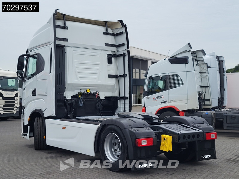 Iveco S-Way 580 4X2 NEW! 2x Tanks Standklima Navi ACC LED Euro 6 - وحدة جر: صورة 2 Iveco S-Way 580 4X2 NEW! 2x Tanks Standklima Navi ACC LED Euro 6 - وحدة جر: صورة 2