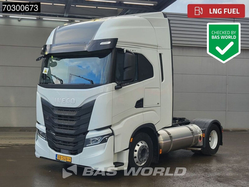 Iveco S-Way NP 460 4X2 LNG! Retarder Standairco 2xTanks Navi LED Euro 6 - وحدة جر: صورة 1 Iveco S-Way NP 460 4X2 LNG! Retarder Standairco 2xTanks Navi LED Euro 6 - وحدة جر: صورة 1