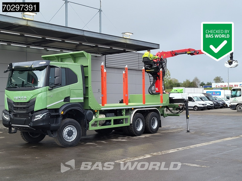 Iveco T-Way 450 6X6 UNUSED! Palfinger Q150Z Crane Retarder Holztransport Big-Axle LED Euro 6 - شاحنة قطع الأشجار, شاحنة كرين: صورة 1 Iveco T-Way 450 6X6 UNUSED! Palfinger Q150Z Crane Retarder Holztransport Big-Axle LED Euro 6 - شاحنة قطع الأشجار, شاحنة كرين: صورة 1