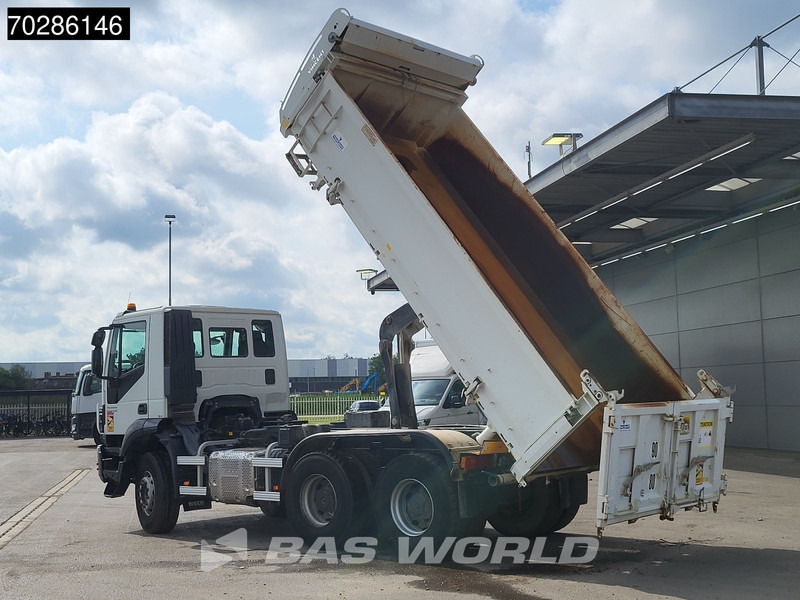 Iveco Trakker 360 6X4 10m3 2-Sided Tipper Steelsuspension Big-Axle Automatic Euro 6 - شاحنة قلاب: صورة 2 Iveco Trakker 360 6X4 10m3 2-Sided Tipper Steelsuspension Big-Axle Automatic Euro 6 - شاحنة قلاب: صورة 2