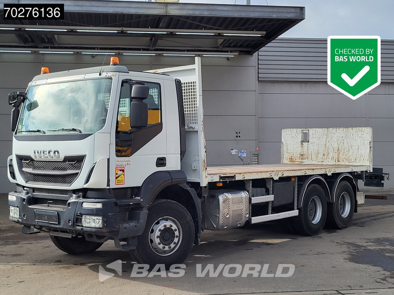 Iveco Trakker 360 6X4 650cm open platform Big-axle Steelsuspension Automatic Euro 6 - شاحنات مسطحة: صورة 1 Iveco Trakker 360 6X4 650cm open platform Big-axle Steelsuspension Automatic Euro 6 - شاحنات مسطحة: صورة 1