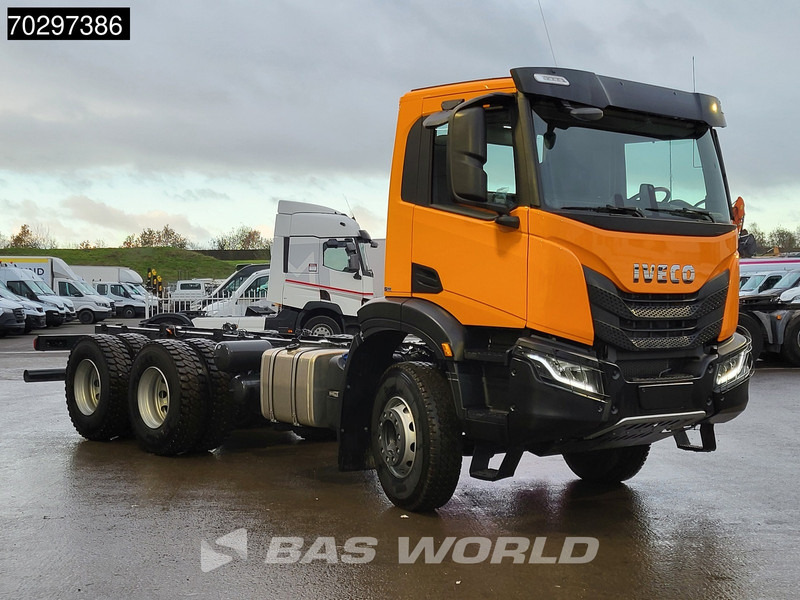 Iveco X-Way 420 6X4 NEW! OFF Chassis steelsuspension Automatic Euro 6 - شاحنة هيكل كابينة: صورة 3 Iveco X-Way 420 6X4 NEW! OFF Chassis steelsuspension Automatic Euro 6 - شاحنة هيكل كابينة: صورة 3