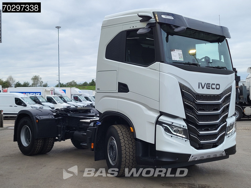 Iveco X-Way 500 4X2 NEW! Retarder Big-Axle Standklima MirrorCam Navi LED ACC Euro 6 - وحدة جر: صورة 3 Iveco X-Way 500 4X2 NEW! Retarder Big-Axle Standklima MirrorCam Navi LED ACC Euro 6 - وحدة جر: صورة 3