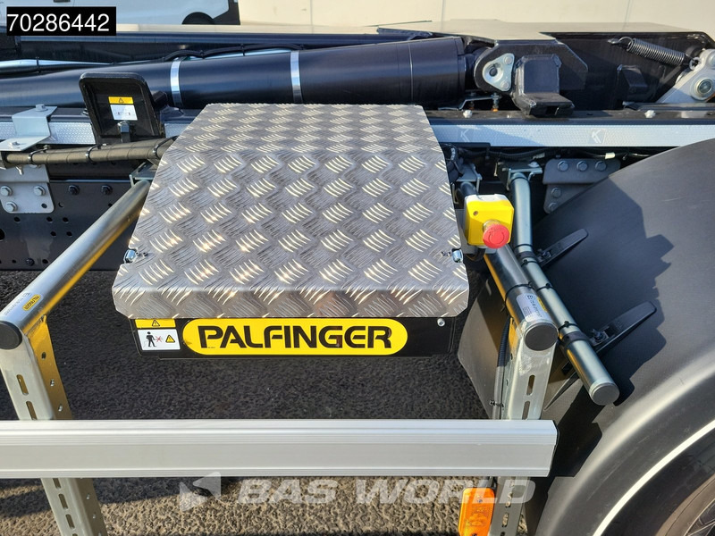 Iveco X-Way 580 6X2 NEW Palfinger PHT20SLD5 Hooklift Lift+steering Axle Automatic Navi ACC LED Iveco X-Way 580 6X2 NEW Palfinger PHT20SLD5 Hooklift Lift+steering Axle Automatic Navi ACC LED: صورة 20