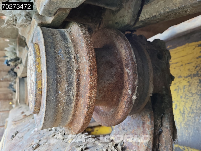 جرافة Komatsu D65 PX -18: صورة 16