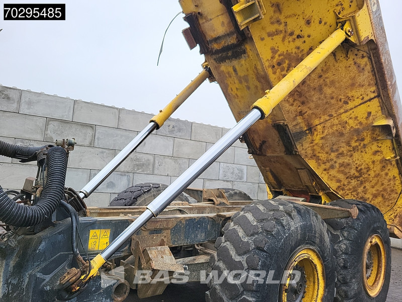 شاحنة قلاب مفصلية Komatsu HM300-2: صورة 11