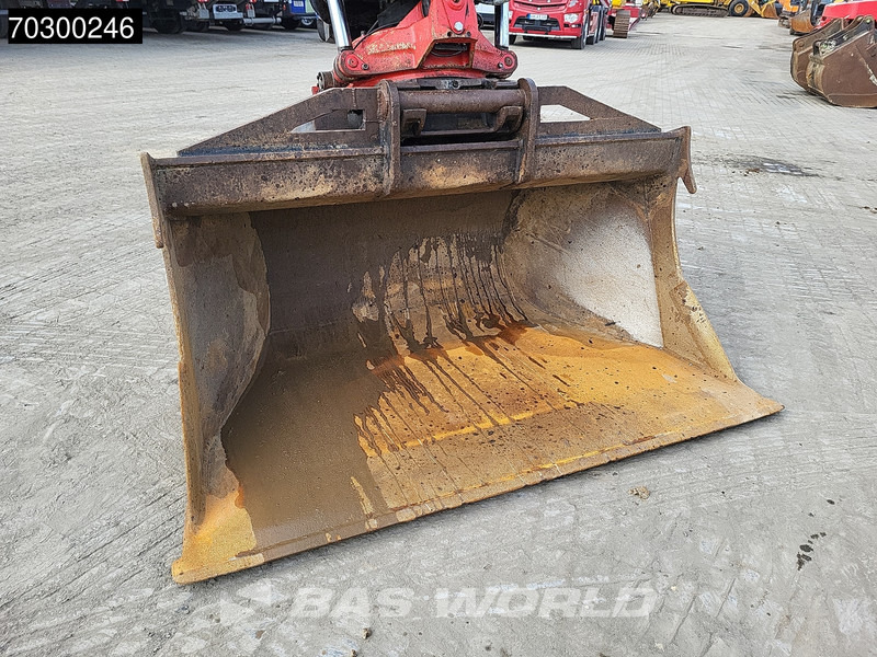 حفار زحاف Komatsu PC210 LC-10 Trimble GPS + Rototilt: صورة 20 حفار زحاف Komatsu PC210 LC-10 Trimble GPS + Rototilt: صورة 20