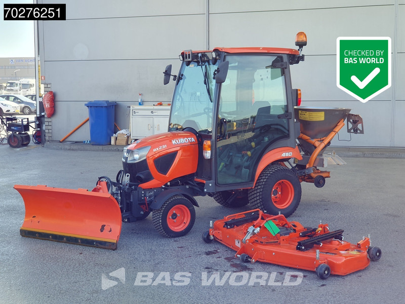 Kubota BX231 D-C C10 4X4 4x4 - INCL ATTACHMENTS - جرار: صورة 1 Kubota BX231 D-C C10 4X4 4x4 - INCL ATTACHMENTS - جرار: صورة 1