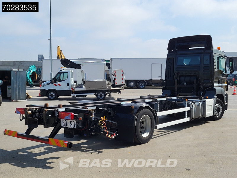 MAN TGS 18.360 834 4X2 19tonner BDF Automatic Navi Euro 6 - شاحنات الحاويات / جسم علوي قابل للتغيير شاحنة: صورة 5 MAN TGS 18.360 834 4X2 19tonner BDF Automatic Navi Euro 6 - شاحنات الحاويات / جسم علوي قابل للتغيير شاحنة: صورة 5