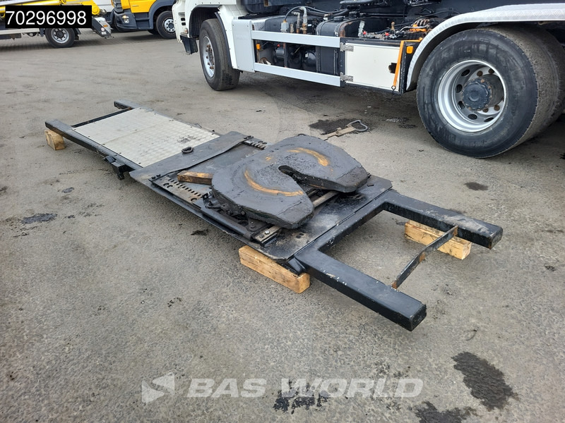 MAN TGS 33.440 6X4 25Ton AJK NHS25-5930 hooklift with 5th wheel Wechselsystem Manual Big-Axle Euro 5 - شاحنة ذات خطاف: صورة 5 MAN TGS 33.440 6X4 25Ton AJK NHS25-5930 hooklift with 5th wheel Wechselsystem Manual Big-Axle Euro 5 - شاحنة ذات خطاف: صورة 5
