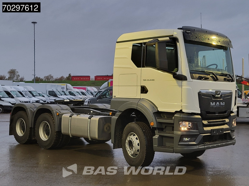 MAN TGS 33.440 6X4 NEW! TN Manual Full-Steel Big-Axle Drumbrakes Euro 2 - وحدة جر: صورة 3 MAN TGS 33.440 6X4 NEW! TN Manual Full-Steel Big-Axle Drumbrakes Euro 2 - وحدة جر: صورة 3