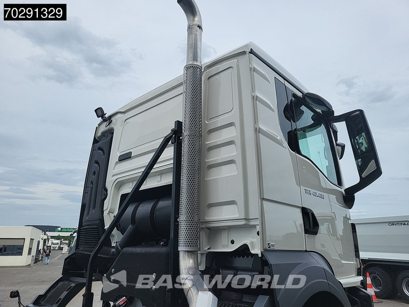 MAN TGS 40.400 6X4 NEW 6x4 chassis PTO Preparation Steelsuspension Big-Axle Automatic Euro 2 - شاحنة هيكل كابينة: صورة 3 MAN TGS 40.400 6X4 NEW 6x4 chassis PTO Preparation Steelsuspension Big-Axle Automatic Euro 2 - شاحنة هيكل كابينة: صورة 3