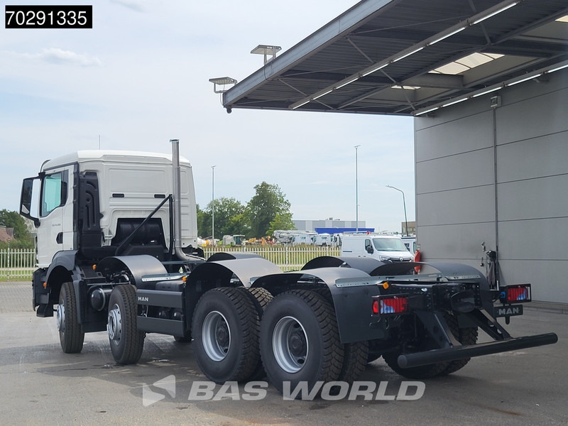 MAN TGS 41.400 8X4 New 8x4 chassis Engine PTO Steelsuspension Big-Axle Manual Euro 2 - شاحنة هيكل كابينة: صورة 2 MAN TGS 41.400 8X4 New 8x4 chassis Engine PTO Steelsuspension Big-Axle Manual Euro 2 - شاحنة هيكل كابينة: صورة 2