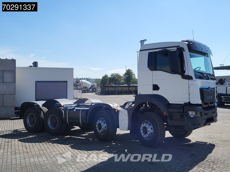 MAN TGS 41.400 8X4 New! Steelsuspension Big-Axle Manual Euro 2 - شاحنة هيكل كابينة: صورة 3 MAN TGS 41.400 8X4 New! Steelsuspension Big-Axle Manual Euro 2 - شاحنة هيكل كابينة: صورة 3
