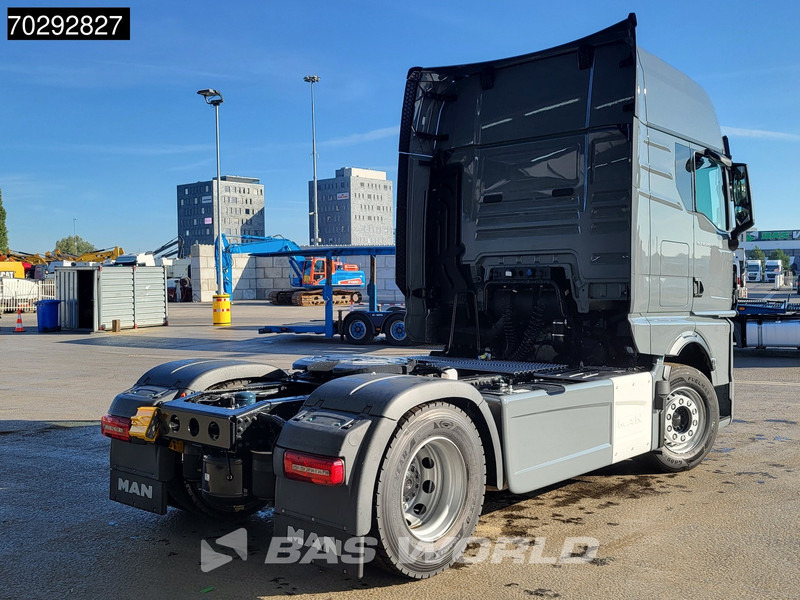 MAN TGX 18.480 4X2 NEW! GX Retarder 2x Tanks PTO-prepared Standklima Navi Euro 6 - وحدة جر: صورة 5 MAN TGX 18.480 4X2 NEW! GX Retarder 2x Tanks PTO-prepared Standklima Navi Euro 6 - وحدة جر: صورة 5