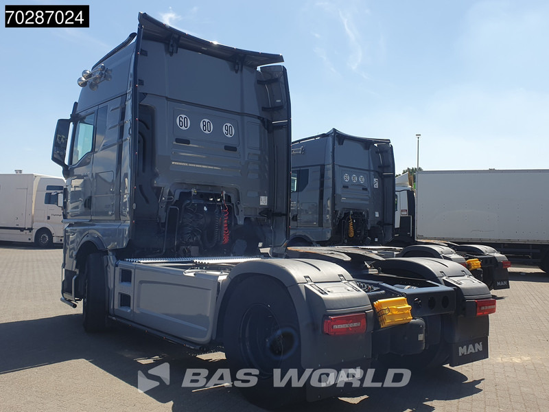 MAN TGX 18.520 4X2 Individual Lion S! GX Retarder Full-Air 2x Tanks Navi LED ACC Euro 6 - وحدة جر: صورة 2 MAN TGX 18.520 4X2 Individual Lion S! GX Retarder Full-Air 2x Tanks Navi LED ACC Euro 6 - وحدة جر: صورة 2