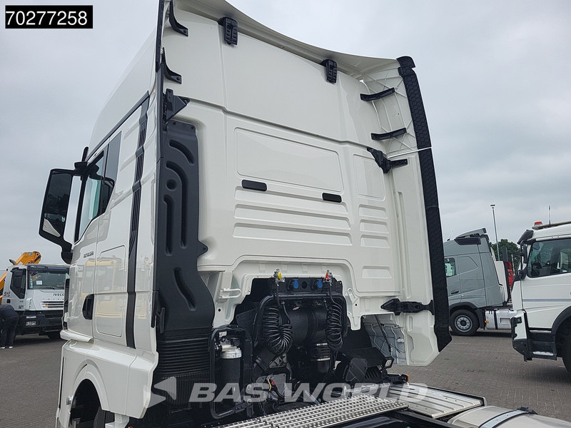MAN TGX 18.520 4X2 NEW! GX Retarder 2x Tanks Standklima ACC - وحدة جر: صورة 3 MAN TGX 18.520 4X2 NEW! GX Retarder 2x Tanks Standklima ACC - وحدة جر: صورة 3