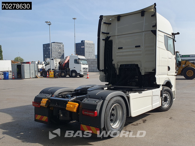 MAN TGX 18.520 4X2 NEW! GX Retarder 2x Tanks Standklima MirrorCam Navi LED - وحدة جر: صورة 5 MAN TGX 18.520 4X2 NEW! GX Retarder 2x Tanks Standklima MirrorCam Navi LED - وحدة جر: صورة 5