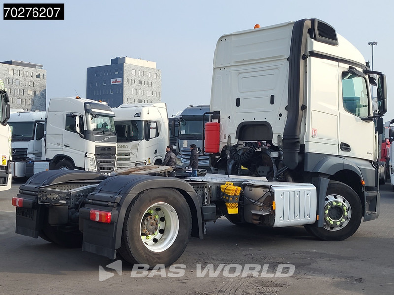 Mercedes-Benz Actros 1843 4X2 StreamSpace ADR Retarder PTO ACC Xenon - وحدة جر: صورة 5 Mercedes-Benz Actros 1843 4X2 StreamSpace ADR Retarder PTO ACC Xenon - وحدة جر: صورة 5