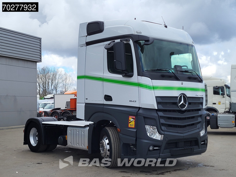Mercedes-Benz Actros 1843 4X2 StreamSpace Alcoa's ADR - وحدة جر: صورة 3 Mercedes-Benz Actros 1843 4X2 StreamSpace Alcoa's ADR - وحدة جر: صورة 3
