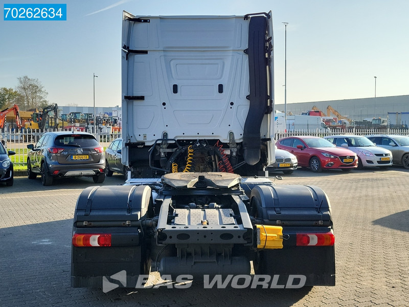 Mercedes-Benz Actros 1845 4X2 BROKEN ENGINE! ACC Retarder Standklima ADR BigSpace - وحدة جر: صورة 3 Mercedes-Benz Actros 1845 4X2 BROKEN ENGINE! ACC Retarder Standklima ADR BigSpace - وحدة جر: صورة 3