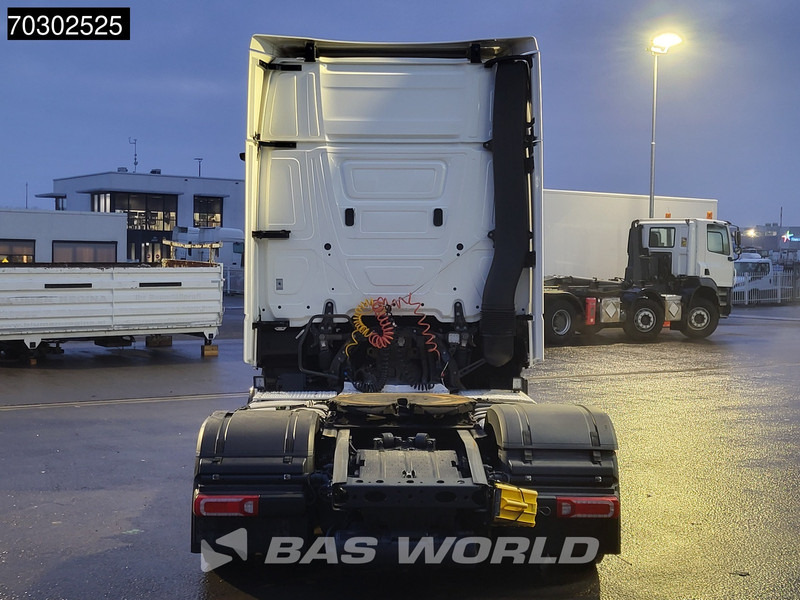 Mercedes-Benz Actros 1845 4X2 GigaSpace Mega Retarder 2xTanks ACC Standklima Euro 6 - وحدة جر: صورة 3 Mercedes-Benz Actros 1845 4X2 GigaSpace Mega Retarder 2xTanks ACC Standklima Euro 6 - وحدة جر: صورة 3