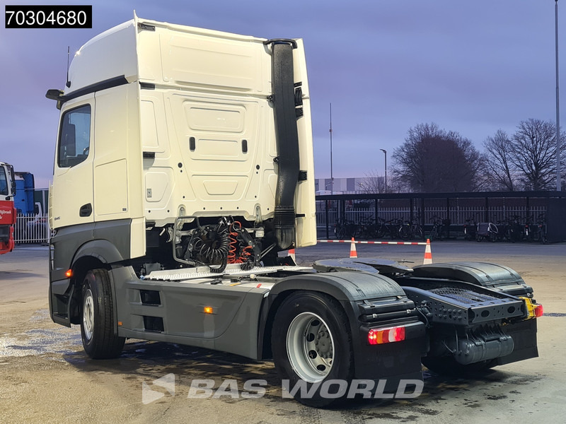 Mercedes-Benz Actros 1845 4X2 GigaSpace Retarder MirrorCam Navi Euro 6 - وحدة جر: صورة 2 Mercedes-Benz Actros 1845 4X2 GigaSpace Retarder MirrorCam Navi Euro 6 - وحدة جر: صورة 2