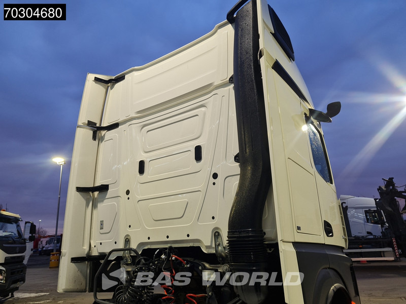 Mercedes-Benz Actros 1845 4X2 GigaSpace Retarder MirrorCam Navi Euro 6 - وحدة جر: صورة 5 Mercedes-Benz Actros 1845 4X2 GigaSpace Retarder MirrorCam Navi Euro 6 - وحدة جر: صورة 5