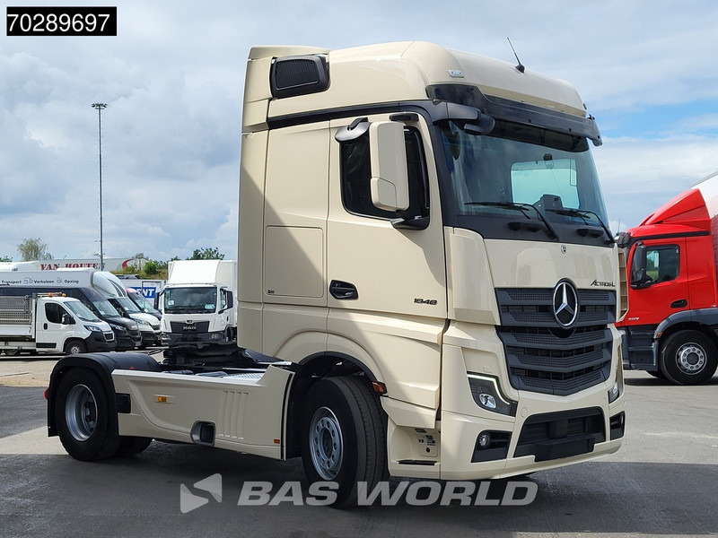Mercedes-Benz Actros 1848 4X2 BigSpace Retarder Standklima PPC Navi ACC LED - وحدة جر: صورة 3 Mercedes-Benz Actros 1848 4X2 BigSpace Retarder Standklima PPC Navi ACC LED - وحدة جر: صورة 3