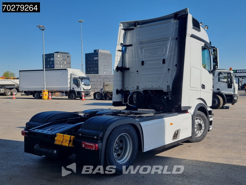 Mercedes-Benz Actros 1848 Actros 4X2 NEW! ProCabin-Big 2x Tanks Standklima Navi SmartTacho2 - وحدة جر: صورة 5 Mercedes-Benz Actros 1848 Actros 4X2 NEW! ProCabin-Big 2x Tanks Standklima Navi SmartTacho2 - وحدة جر: صورة 5