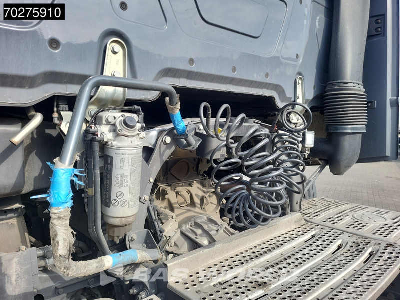 Mercedes-Benz Actros 1851 4X2 BigSpace 2x Tanks - وحدة جر: صورة 5 Mercedes-Benz Actros 1851 4X2 BigSpace 2x Tanks - وحدة جر: صورة 5