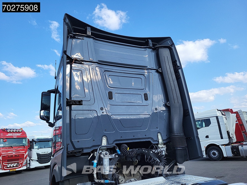 Mercedes-Benz Actros 1851 4X2 BigSpace 2x Tanks - وحدة جر: صورة 3 Mercedes-Benz Actros 1851 4X2 BigSpace 2x Tanks - وحدة جر: صورة 3