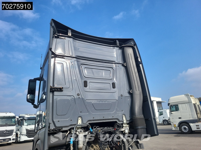 Mercedes-Benz Actros 1851 4X2 BigSpace 2x Tanks - وحدة جر: صورة 3 Mercedes-Benz Actros 1851 4X2 BigSpace 2x Tanks - وحدة جر: صورة 3
