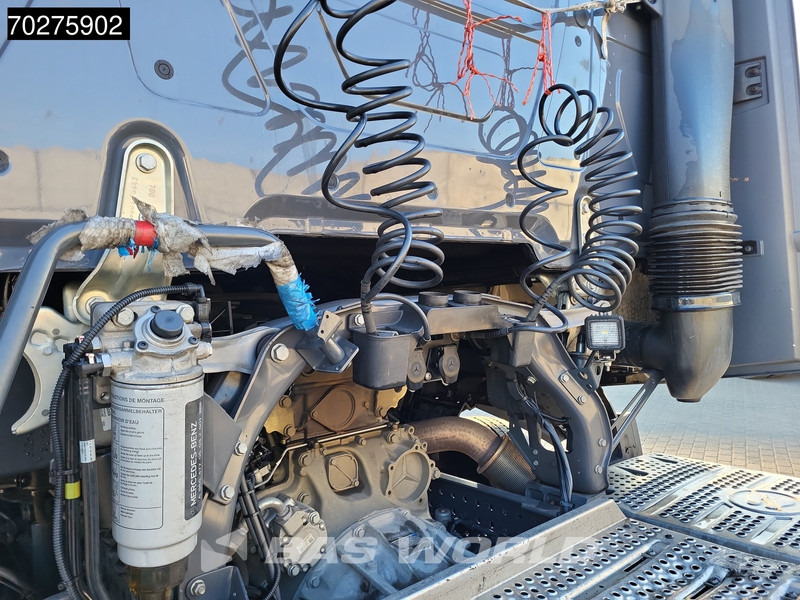 Mercedes-Benz Actros 1851 4X2 BigSpace 2x Tanks - وحدة جر: صورة 5 Mercedes-Benz Actros 1851 4X2 BigSpace 2x Tanks - وحدة جر: صورة 5