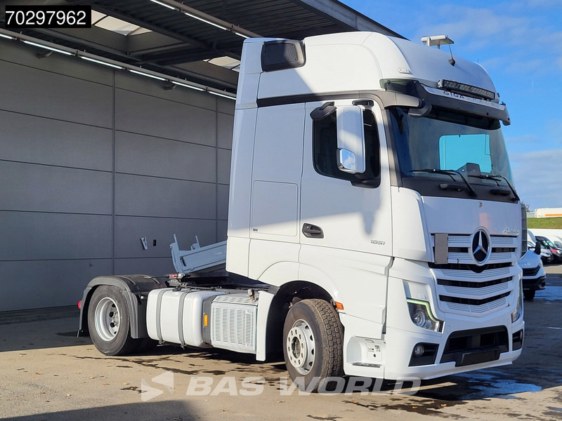 Mercedes-Benz Actros 1851 Actros 4X2 GigaSpace ADR 2xTanks Xenon Euro 6 - وحدة جر: صورة 3 Mercedes-Benz Actros 1851 Actros 4X2 GigaSpace ADR 2xTanks Xenon Euro 6 - وحدة جر: صورة 3