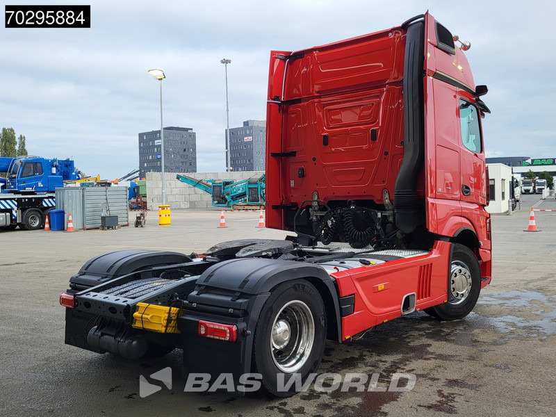 Mercedes-Benz Actros 1858 4X2 GigaSpace Retarder 2xTanks Leather Standairco PPC Navi ACC Euro 6 - وحدة جر: صورة 5 Mercedes-Benz Actros 1858 4X2 GigaSpace Retarder 2xTanks Leather Standairco PPC Navi ACC Euro 6 - وحدة جر: صورة 5