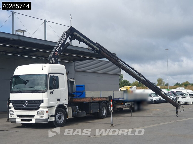 Mercedes-Benz Actros 2532 6X2 Fassi F330D3 Crane Kran Lift+steering Axle 3-Pedals Euro 3 - شاحنات مسطحة, شاحنة كرين: صورة 3 Mercedes-Benz Actros 2532 6X2 Fassi F330D3 Crane Kran Lift+steering Axle 3-Pedals Euro 3 - شاحنات مسطحة, شاحنة كرين: صورة 3
