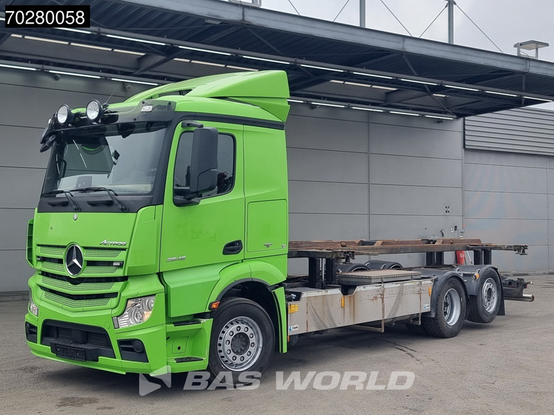 Mercedes-Benz Actros 2545 6X2 Hydraulic Liftable BDF system Lift+steering axle ADR Euro 6 - شاحنات الحاويات / جسم علوي قابل للتغيير شاحنة: صورة 5 Mercedes-Benz Actros 2545 6X2 Hydraulic Liftable BDF system Lift+steering axle ADR Euro 6 - شاحنات الحاويات / جسم علوي قابل للتغيير شاحنة: صورة 5