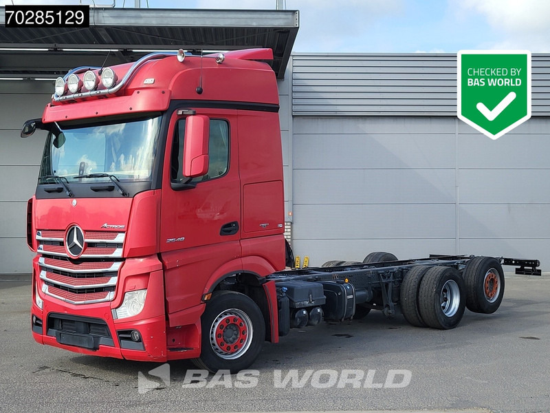 Mercedes-Benz Actros 2548 Actros 6X2 BigSpace Retarder PTO Liftachse Xenon ACC Navi Euro 6 - شاحنة هيكل كابينة: صورة 1 Mercedes-Benz Actros 2548 Actros 6X2 BigSpace Retarder PTO Liftachse Xenon ACC Navi Euro 6 - شاحنة هيكل كابينة: صورة 1