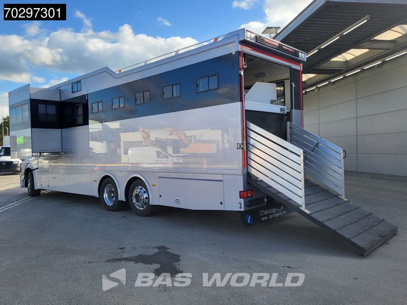 Mercedes-Benz Actros 2551 6X2 Horse truck + Living Standairco Navi ACC Automatic Euro 6 - شاحنة نقل خيل: صورة 2 Mercedes-Benz Actros 2551 6X2 Horse truck + Living Standairco Navi ACC Automatic Euro 6 - شاحنة نقل خيل: صورة 2