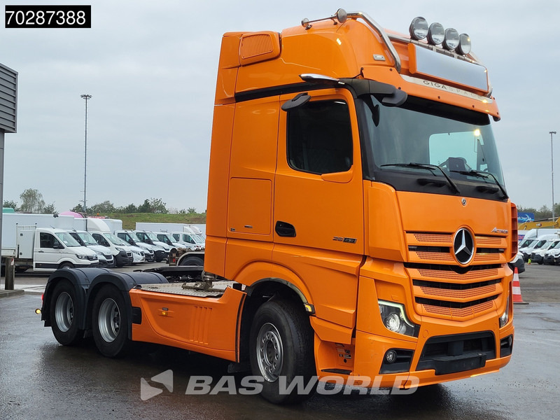 Mercedes-Benz Actros 2663 Actros 6X4 GigaSpace Retarder Full-Air Leder MirrorCam DynamicSteering Compressor Xenon Navi ACC Euro 6 - وحدة جر: صورة 3 Mercedes-Benz Actros 2663 Actros 6X4 GigaSpace Retarder Full-Air Leder MirrorCam DynamicSteering Compressor Xenon Navi ACC Euro 6 - وحدة جر: صورة 3