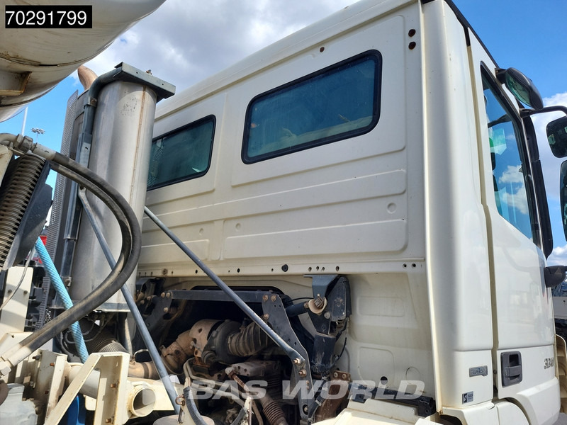 Mercedes-Benz Actros 3241 8X4 9m3 Schwing Stetter Retarder Big-Axle Steelsuspension 3-Pedals Euro 4 - شاحنة خلاطة خرسانة: صورة 5 Mercedes-Benz Actros 3241 8X4 9m3 Schwing Stetter Retarder Big-Axle Steelsuspension 3-Pedals Euro 4 - شاحنة خلاطة خرسانة: صورة 5