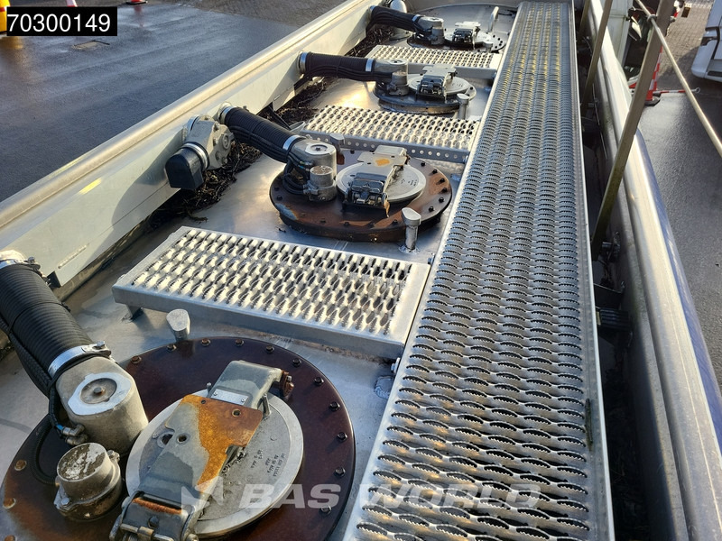 Mercedes-Benz Antos 1824 4X2 13.500Liter Fuel tanker ADR Automatic Euro 6 - شاحنة صهريج: صورة 5 Mercedes-Benz Antos 1824 4X2 13.500Liter Fuel tanker ADR Automatic Euro 6 - شاحنة صهريج: صورة 5